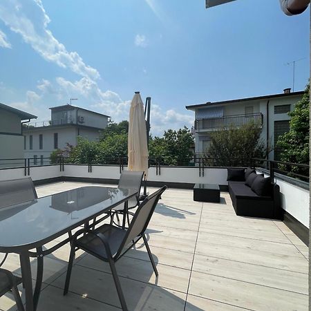 La Terrazza - Very Quiet - Free Park - 3 Min From Varese Center And Lake - Air Conditioning - Cycling Friendly Exterior photo